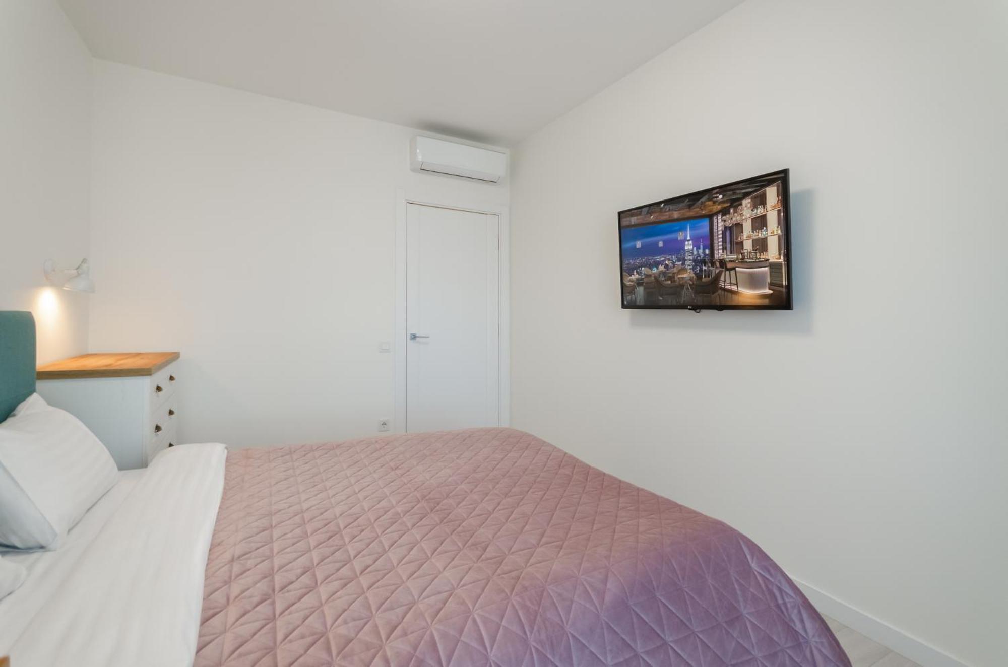 קייב Petrovdom Apartments 7-13 In Rc Manhattan City,Beresteiskyi 11 מראה חיצוני תמונה